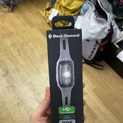 Black Diamond Deploy 325 Stirnlampe in Verpackung